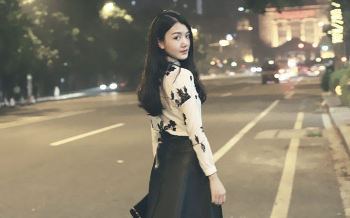 广州潮女街拍 大爱黑白灰