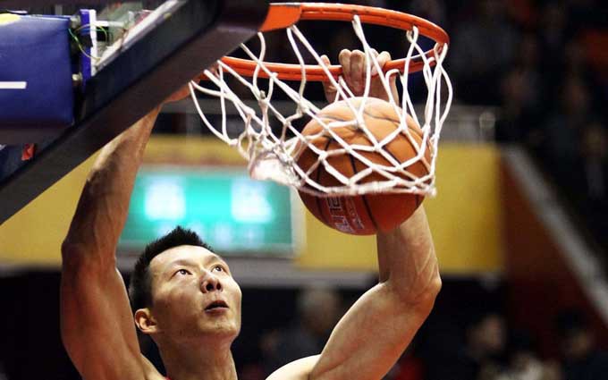 广东宏远95-83东莞新世纪 易建联率队夺半程冠军