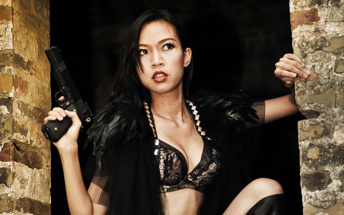 热火挑逗女特工 古宅警恶锄奸 