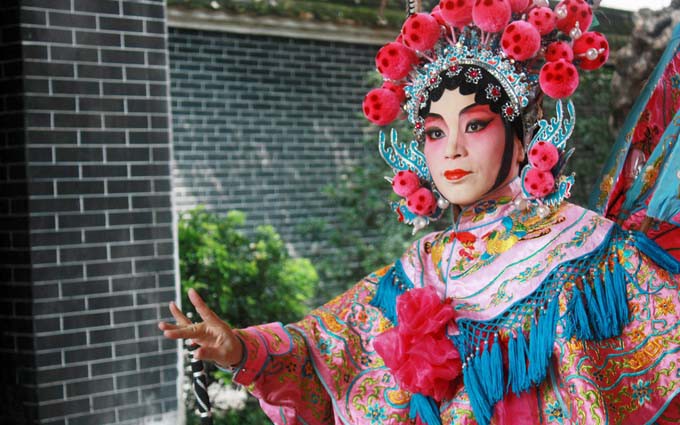 粤剧最盛时：南看薛马争雄 北有梅程争辉