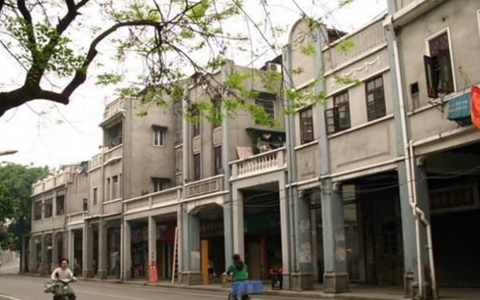 悲情骑楼保住半身 截体后元气难复