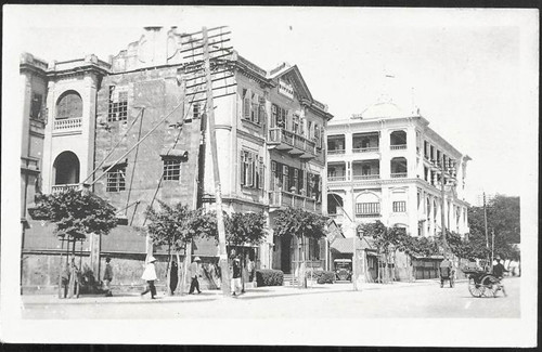 1925年7月2日省府预备会议决定广州市政厅改组为广州市政府
