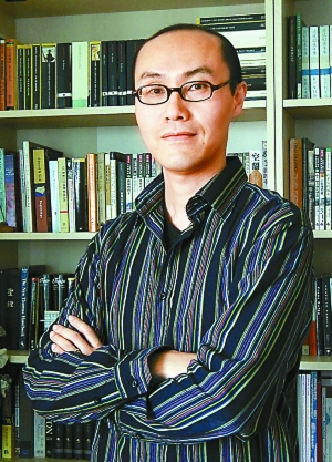香港书展年度作家：董启章和他的V城