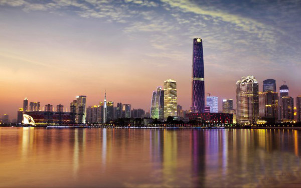 广州历年gdp_25省上半年GDP出炉 安防贡献多少