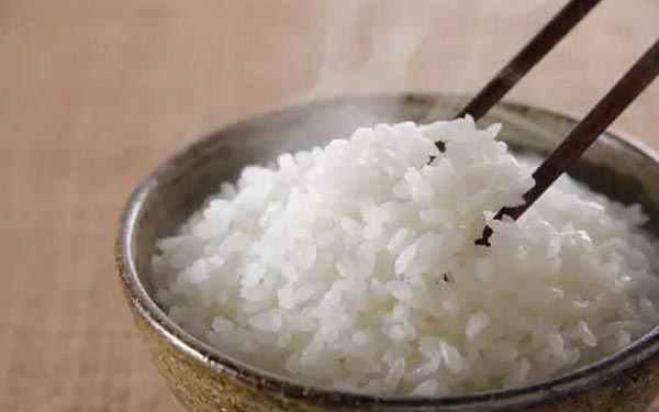 如何用普通电饭煲做出不普通的米饭