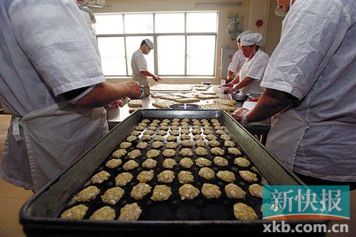 跨越两个半世纪 成珠小凤饼出路何在? 