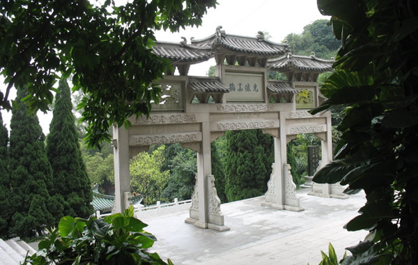 广州旅游景点：白云区白云山广州碑林介绍