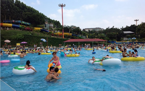 广州旅游景点：白云区大河马水上世界介绍