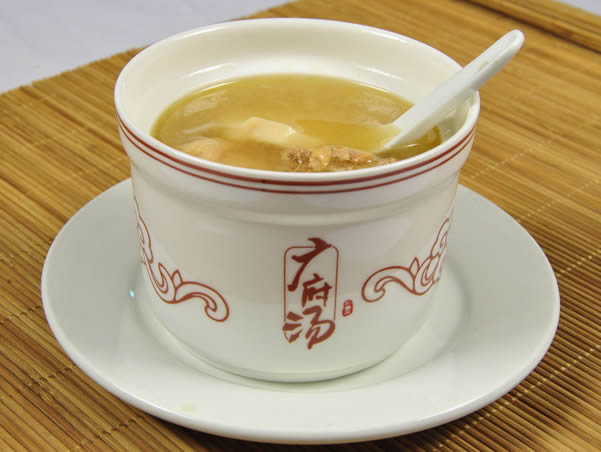 广东老火汤：一道提现广东饮食文化的美食