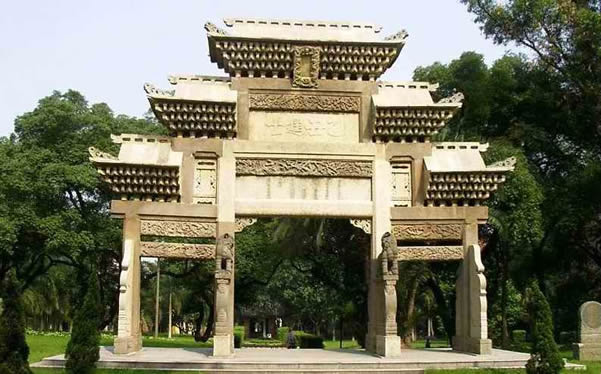 中山大学康乐园：晋朝时期山水诗奠基者谢灵运的故居