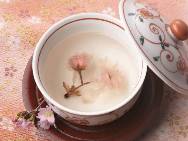樱花美食之腌渍樱花：你知道这道美食怎么吃吗？