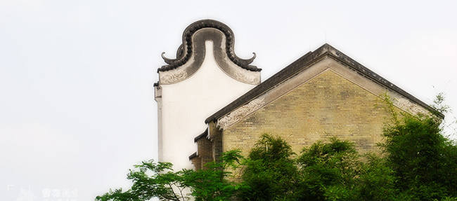 清明节去海珠区黄埔村观赏岭南传统建筑代表之一镬耳屋