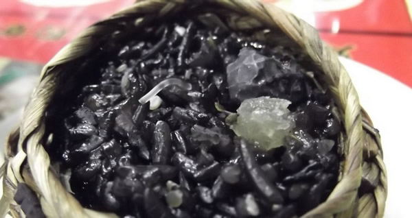 清明节美食乌稔饭：一道别有一番风味的菜色