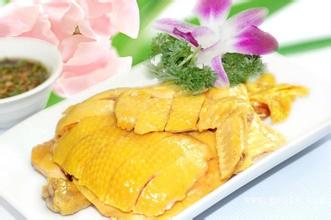 广州美食名片：舌尖上的白切鸡