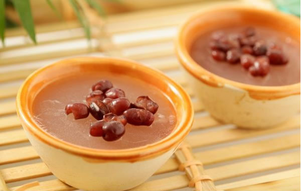 中秋旅游美食攻略：钵仔糕好吃吗？