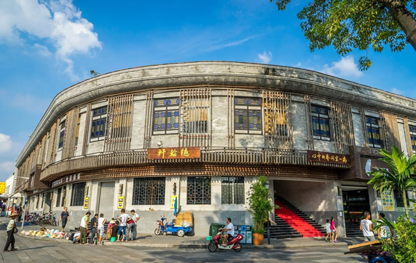 国庆出游线路：走进沙湾文化古镇