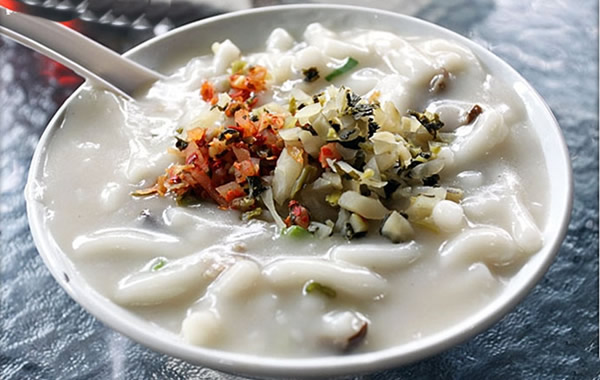 今年过国庆尝尝西关美食凌记濑粉吧！