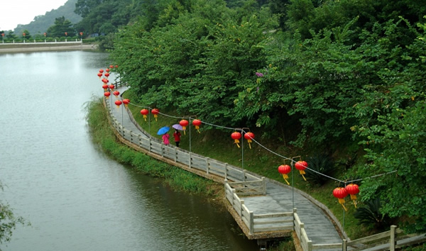 重阳节登高到帽峰山吃烧鸡吧！
