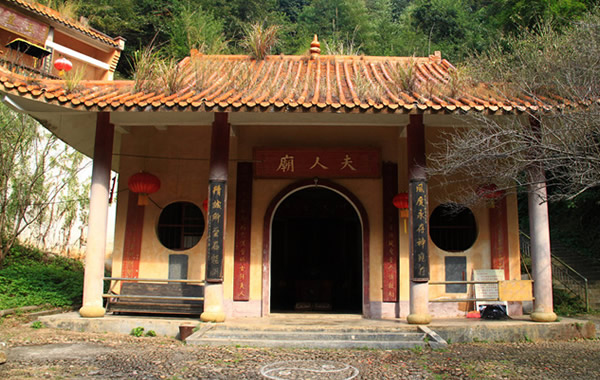 秋季适宜旅游景点梅关古道游记