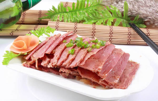 广州一日游到长洲岛杨桃基农庄吃驴肉吧！