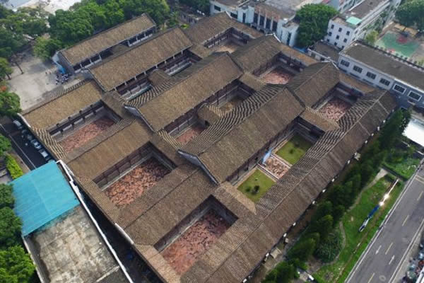 到广州长洲岛黄埔军校旧址秋游吧！