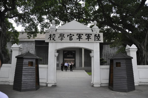 广州一日游探讨黄埔军校办学宗旨吧！