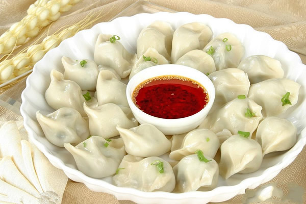 冬至习俗美食之吃饺子