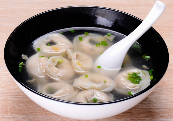 冬至传统习俗美食之吃馄饨