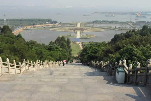 广州番禺莲花山旅游攻略推荐