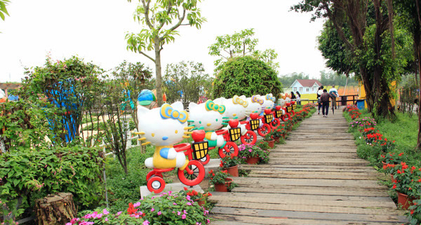 春季旅游到百万葵园沐浴花海