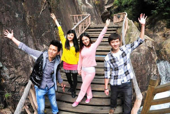 秋季旅游到增城白水寨闻桂花香