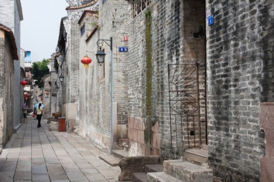清明节到沙湾古镇探讨民俗民化