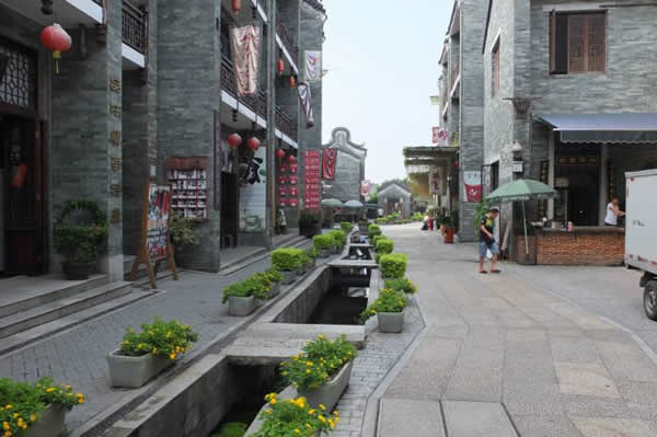 五一旅游到岭南印象园坐一坐黄包车！