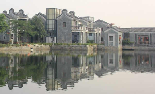 五一游览广州岭南印象园乡土景观