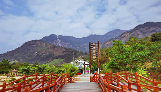 7月份适合去哪里旅游 广州增城白水寨旅游攻略