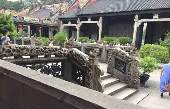 7月份旅游去哪里好 广州陈家祠好玩吗