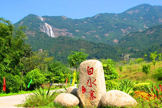广州一日游到增城白水寨怡情洗肺