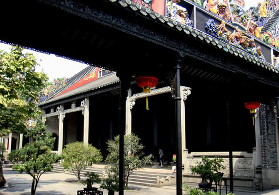 广州一日游到陈家祠研究岭南建筑艺术
