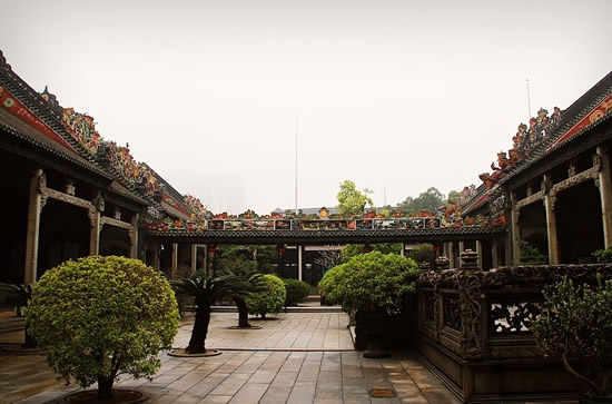 广州一日游到陈家祠欣赏百年建筑艺术精品
