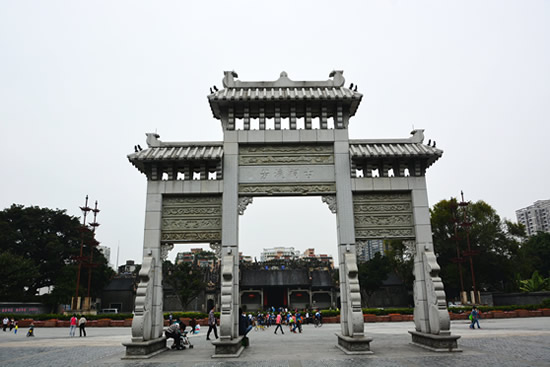 郭沫若盛赞广州陈家祠建筑装饰艺术