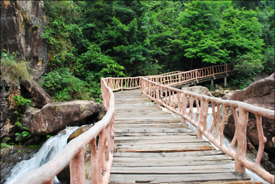 广州一日游增城白水寨登山观瀑