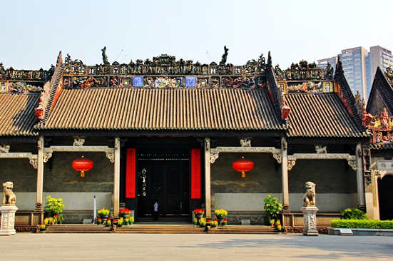 广州陈家祠的木雕建筑艺术探秘