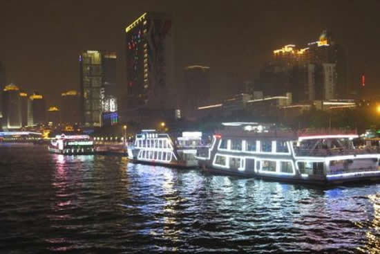2017年广州《财富》全球论坛嘉宾夜游珠江