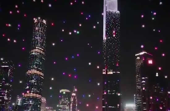 广州一日游参加珠江夜游欣赏灯光夜景