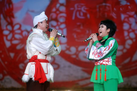 广州举办第十三届中国民间文艺山花奖颁奖典礼