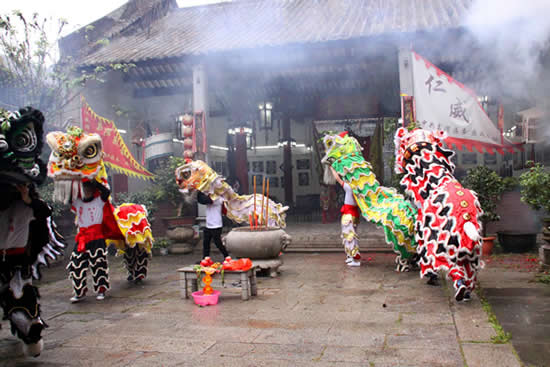 第一批国家级非物质文化遗产名录广东醒狮