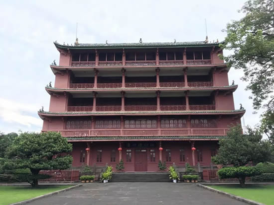 广州博物馆征集刺绣牙雕等藏品