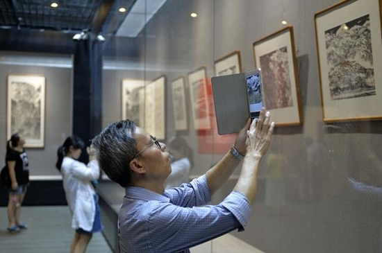 李涵、张孝伦师生国画展在广东省立中山图书馆开展