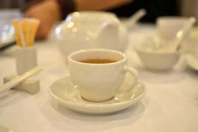 广州人饮早茶里的岭南文化知多少？