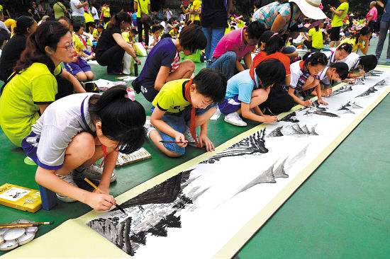 广州市香凝纪念学校举办何香凝先生诞辰140周年纪念活动